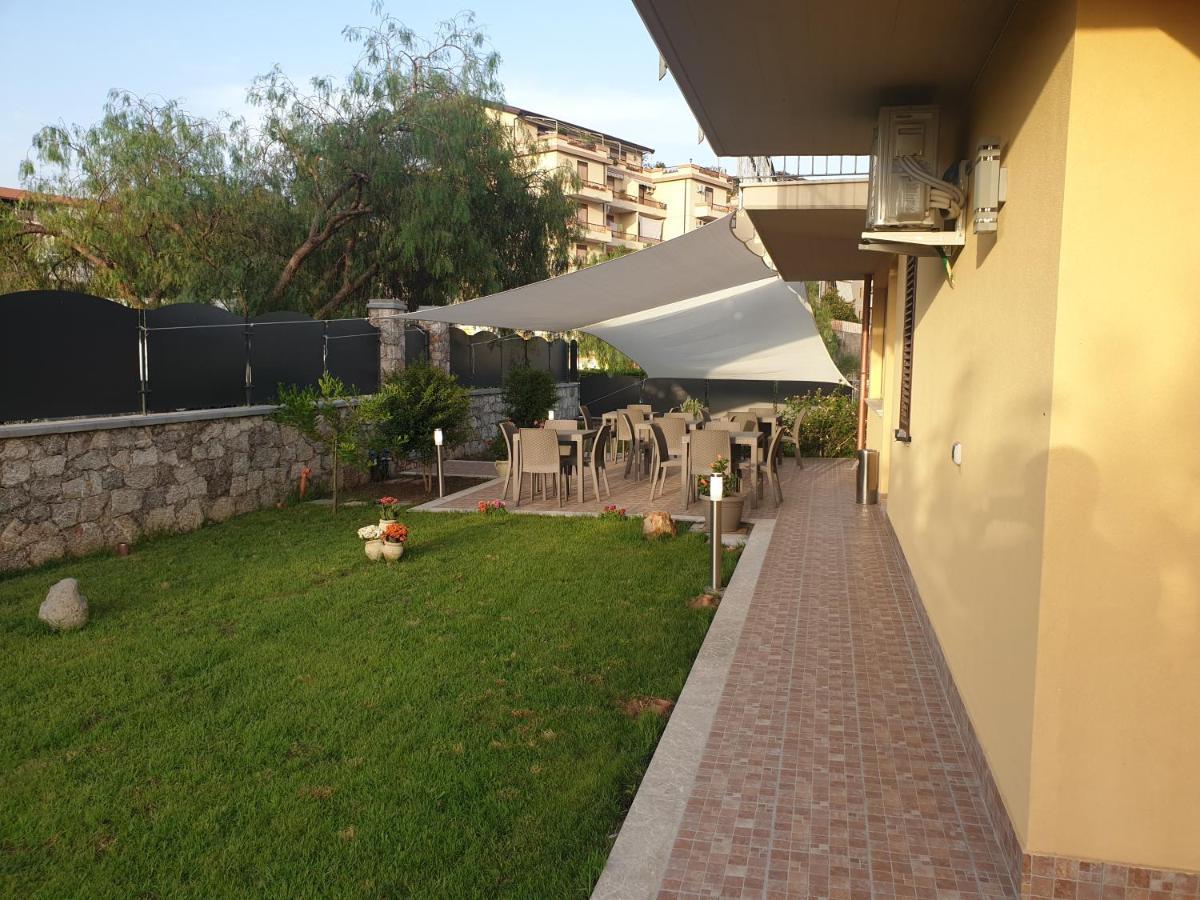 B&B Villa Chiara Bed And Breakfast Taormina Eksteriør billede